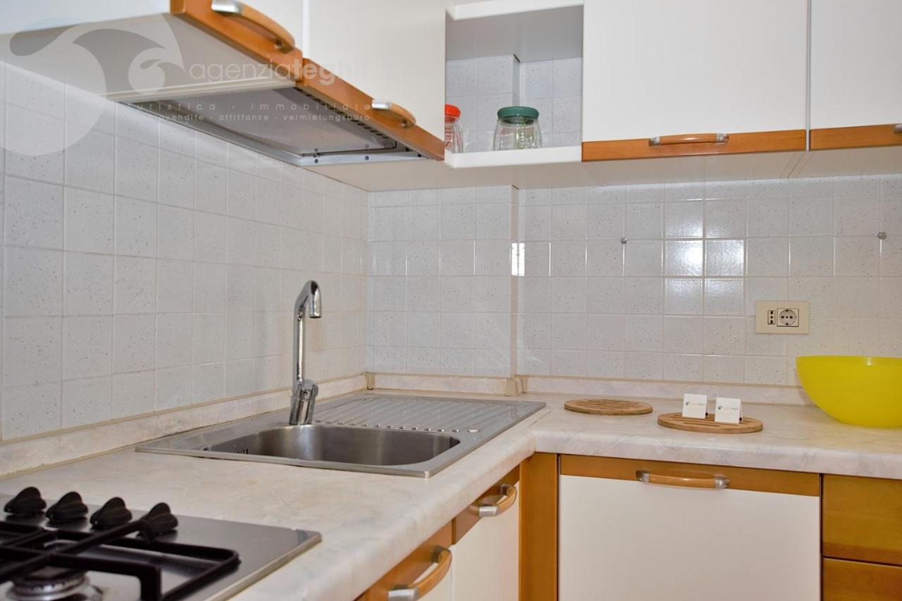 Condominio Cristallo Lignano Sabbiadoro Bagian luar foto