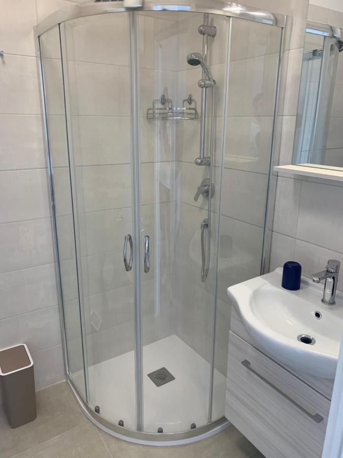 Condominio Cristallo Lignano Sabbiadoro Bagian luar foto