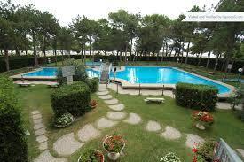 Condominio Cristallo Lignano Sabbiadoro Ruang foto
